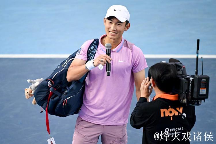 香港赛商竣程因感冒退赛 锦织圭重返决赛 香港赛商竣程因感冒退赛 锦织圭重返决赛