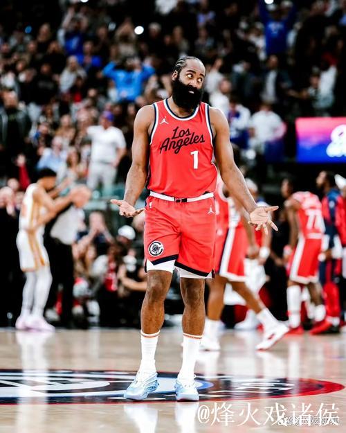 伦纳德33分哈登22+8 快船主场轻取奇才 伦纳德33分哈登22+8 快船主场轻取奇才