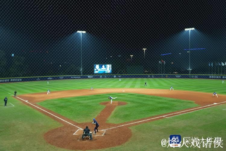 首届中国棒球城市联赛深圳开打 首届中国棒球城市联赛深圳开打